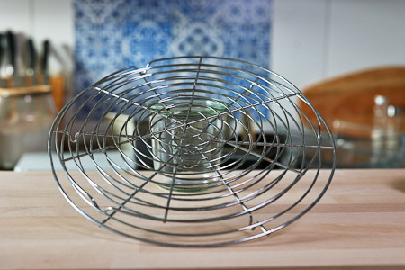 Cooling rack